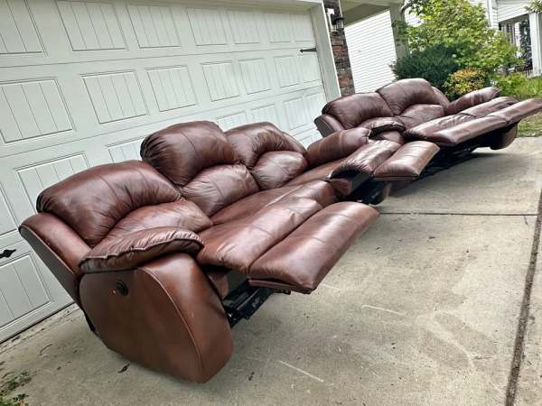 Sofa & Loveseat Leather Recliner Set